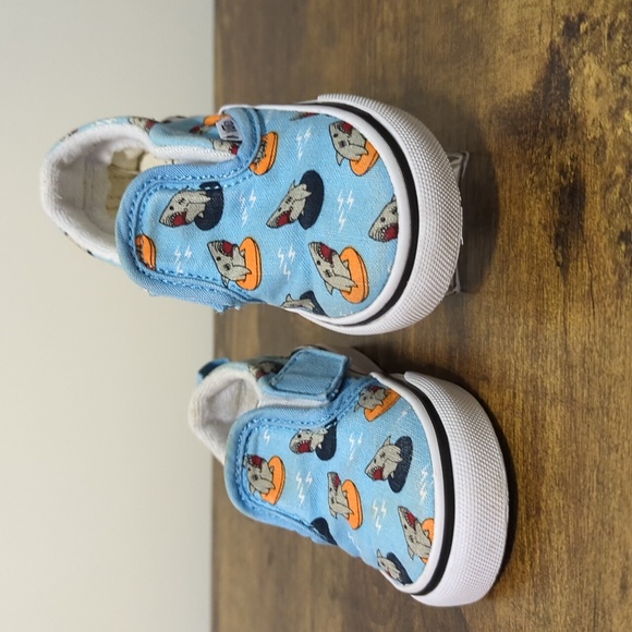 Vans Other - Vans off the wall floating shark sailor design boys toddler size 5